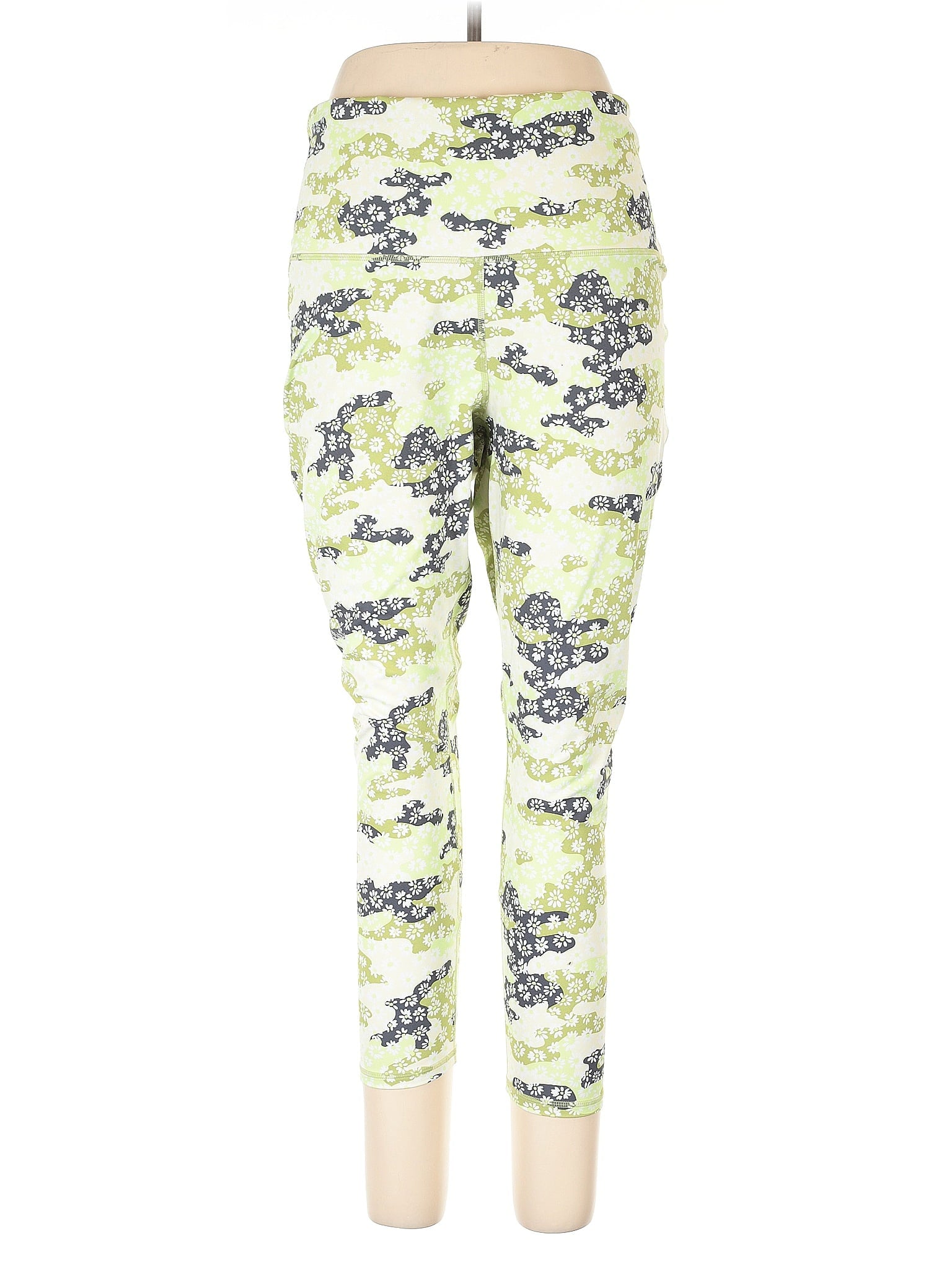 1 size - Lg(Estimated)