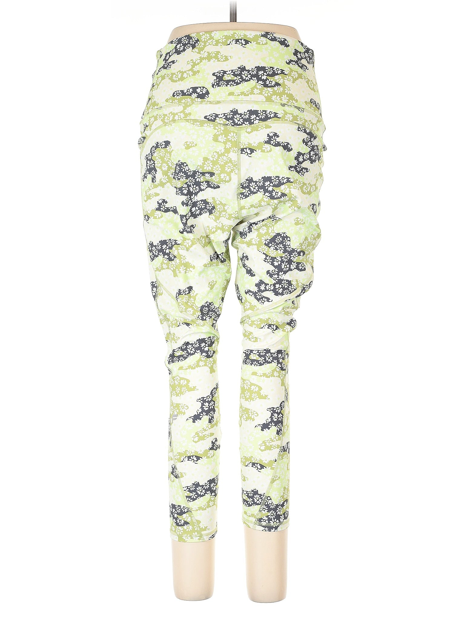 2 size - Lg(Estimated)