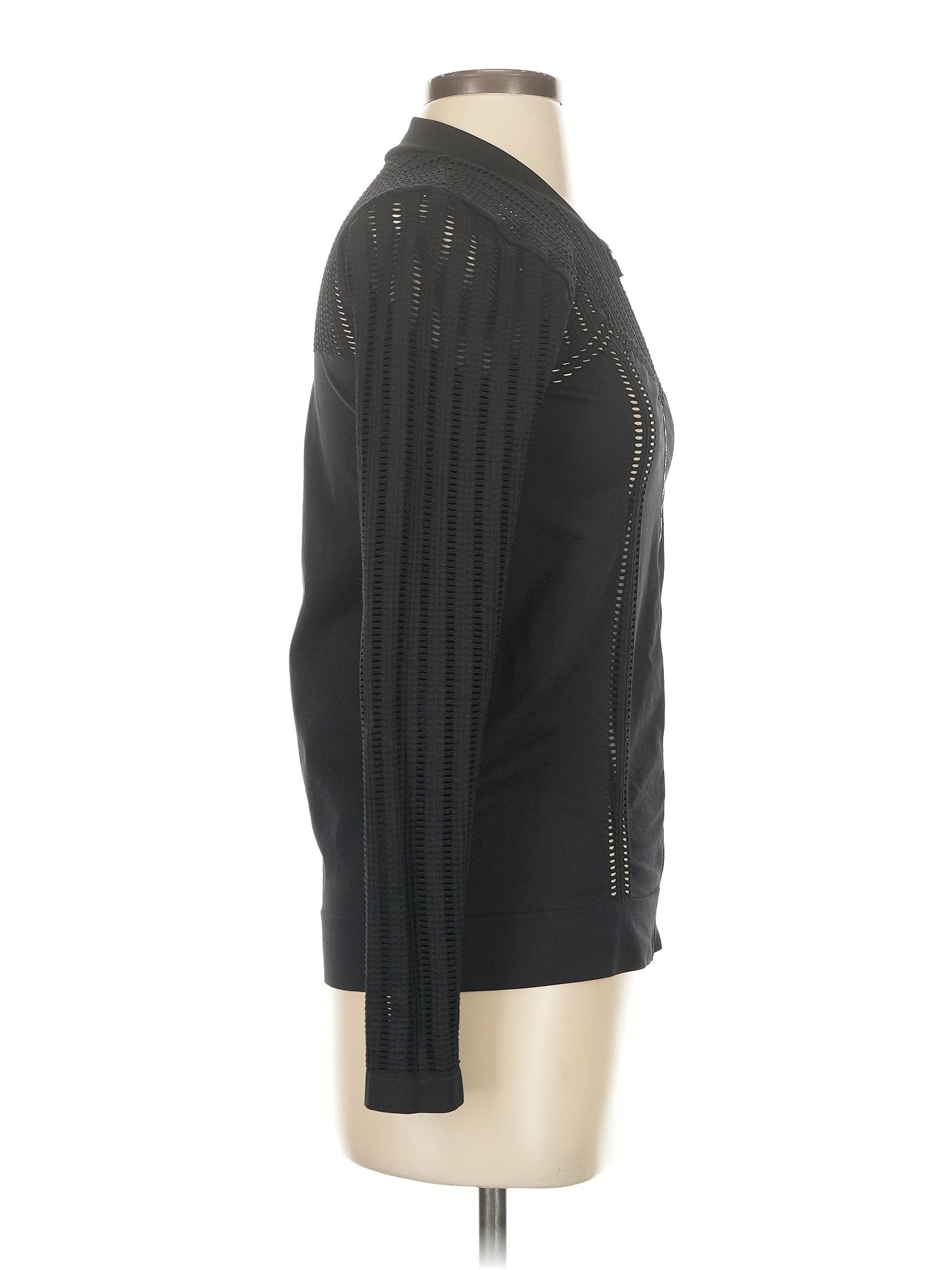 3 size - XS (Estimated)