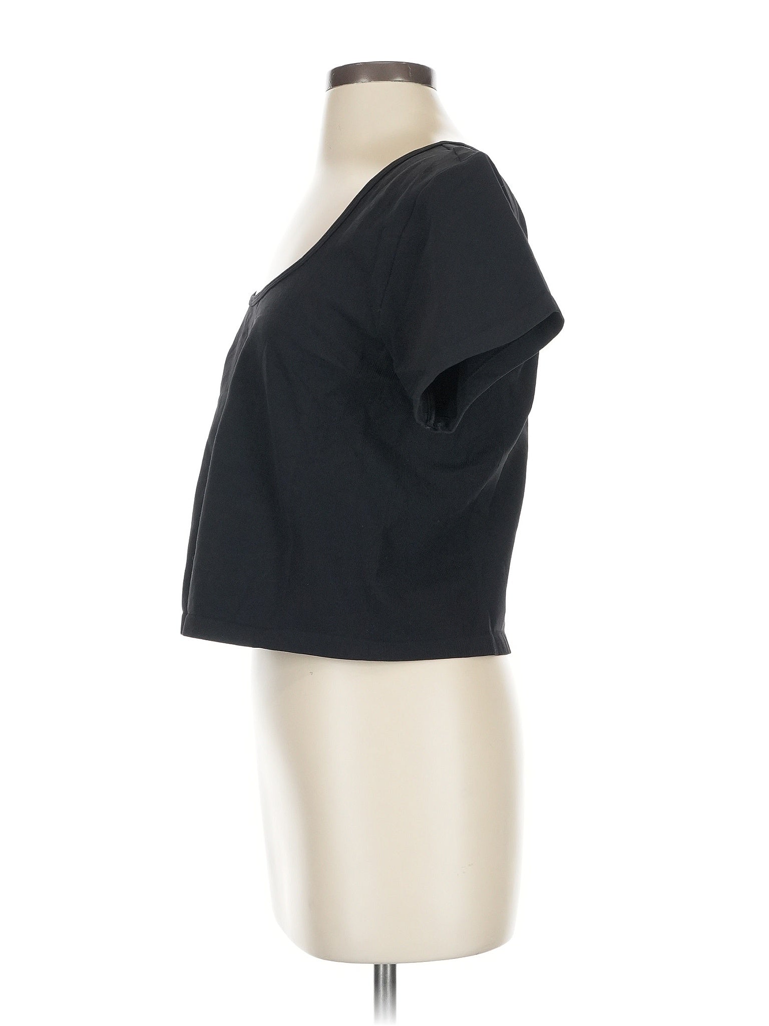 4 size - XS (Estimated)