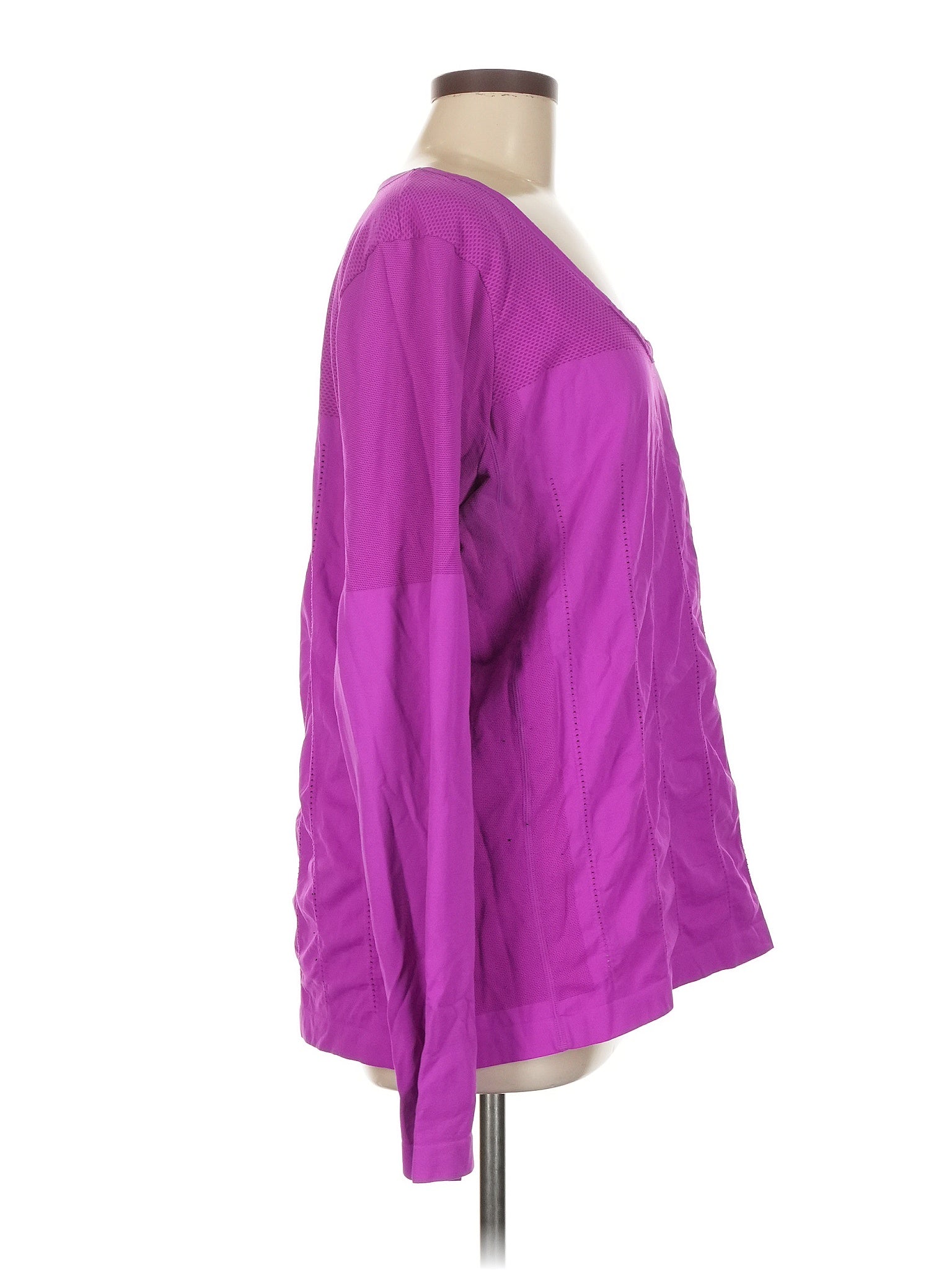 3 size - XL (Estimated)