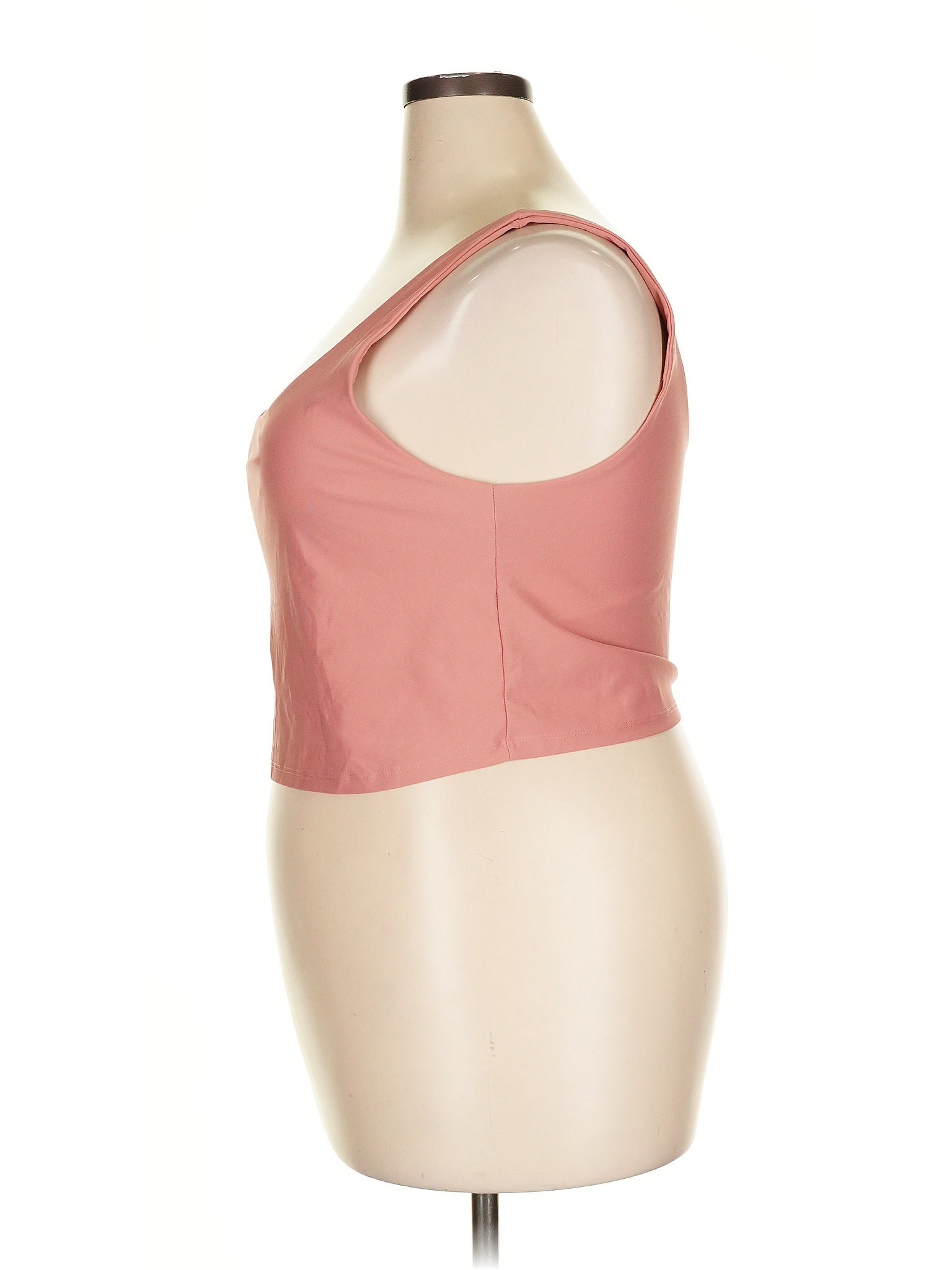 4 size - 2X (Estimated) W