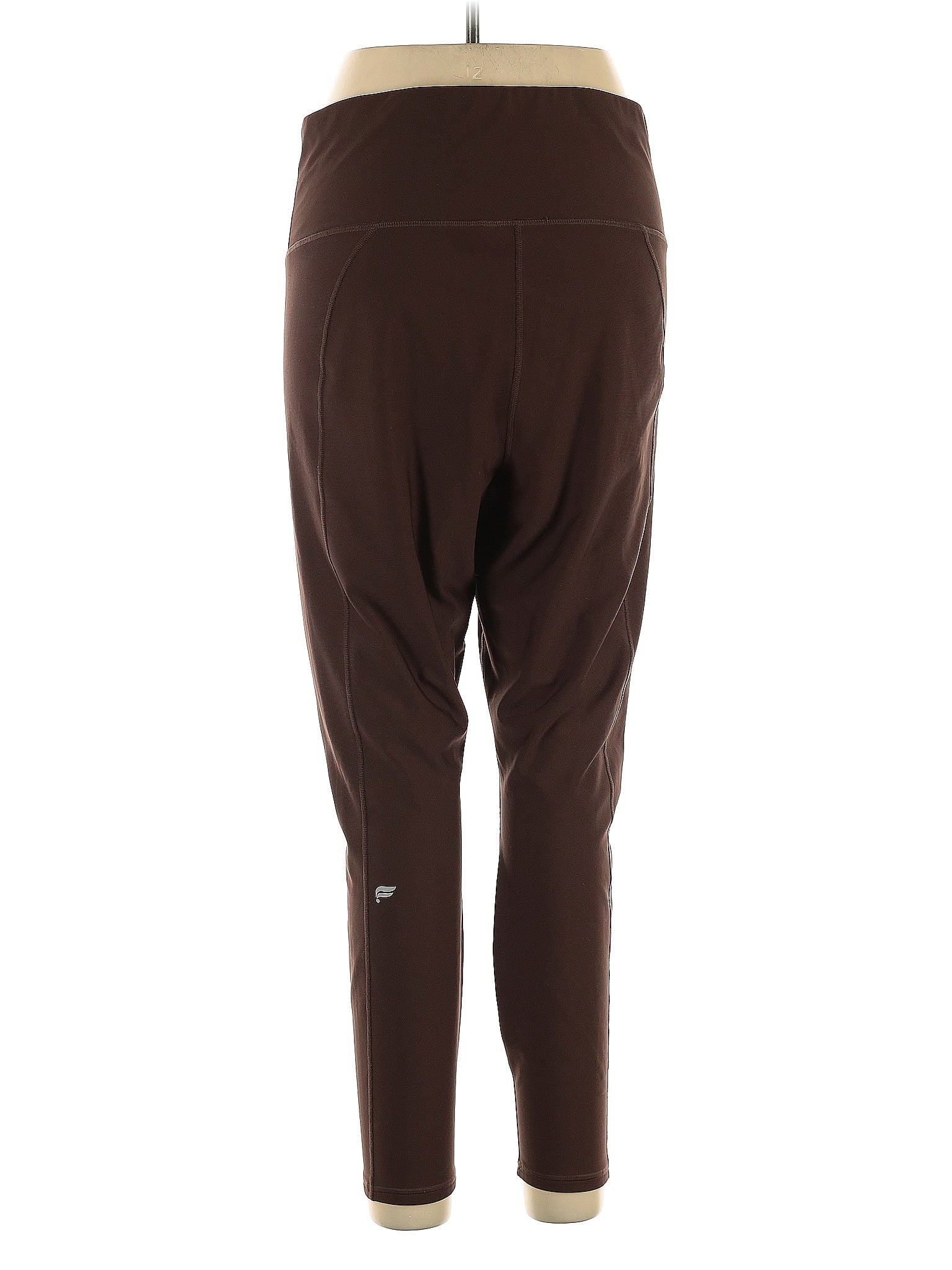 2 size - 18 (Estimated) W