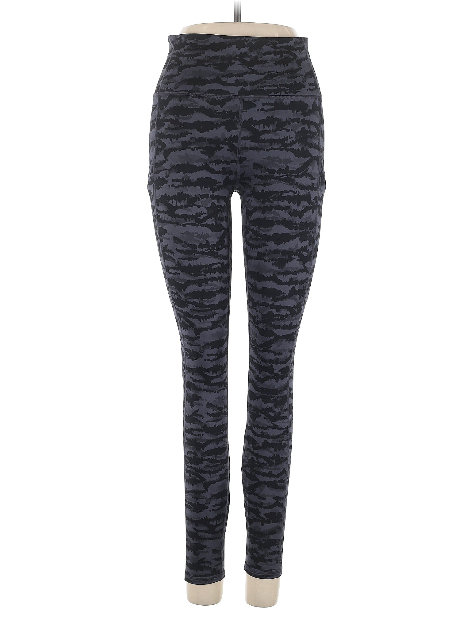 1 size - 4 (Estimated)
