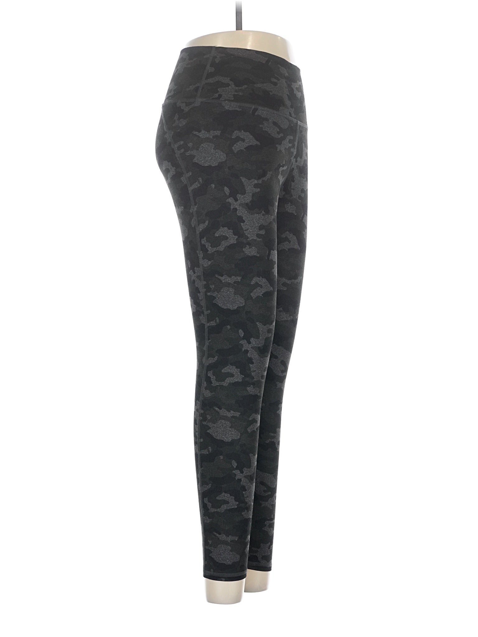 3 waist size - 28