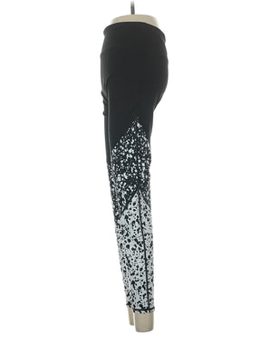 4 size - 27 (Estimated)