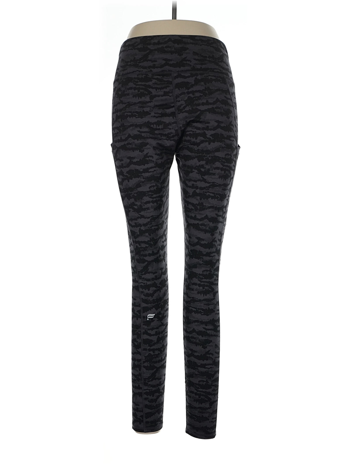 1 size - 30 (Estimated)