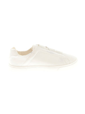 1 shoe size - 11