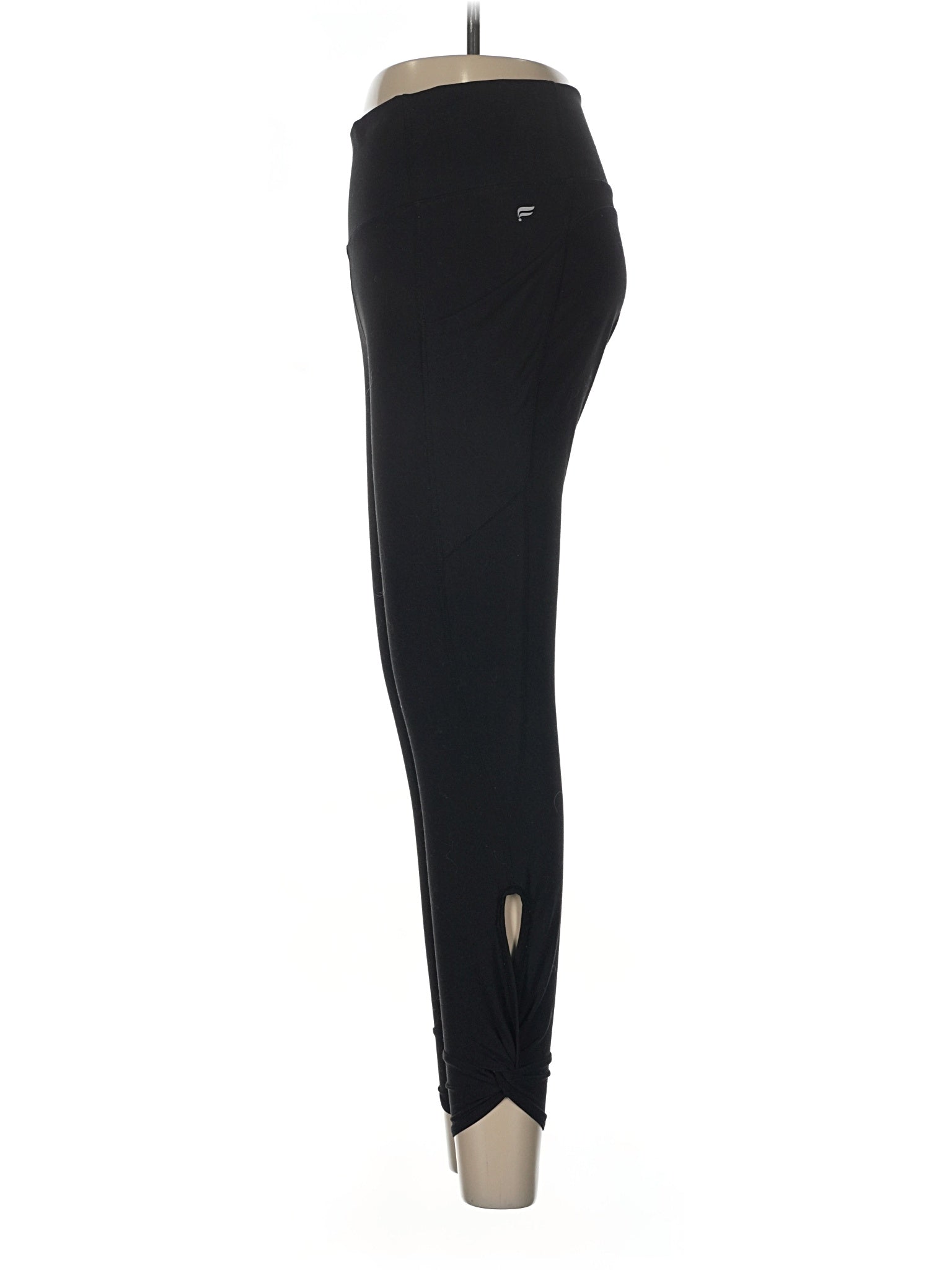 4 size - 28 (Estimated)