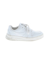 1 shoe size - 6