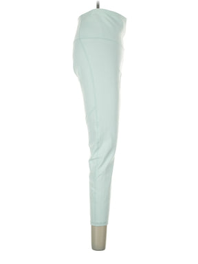 3 size - 0 - 2 (Estimated)