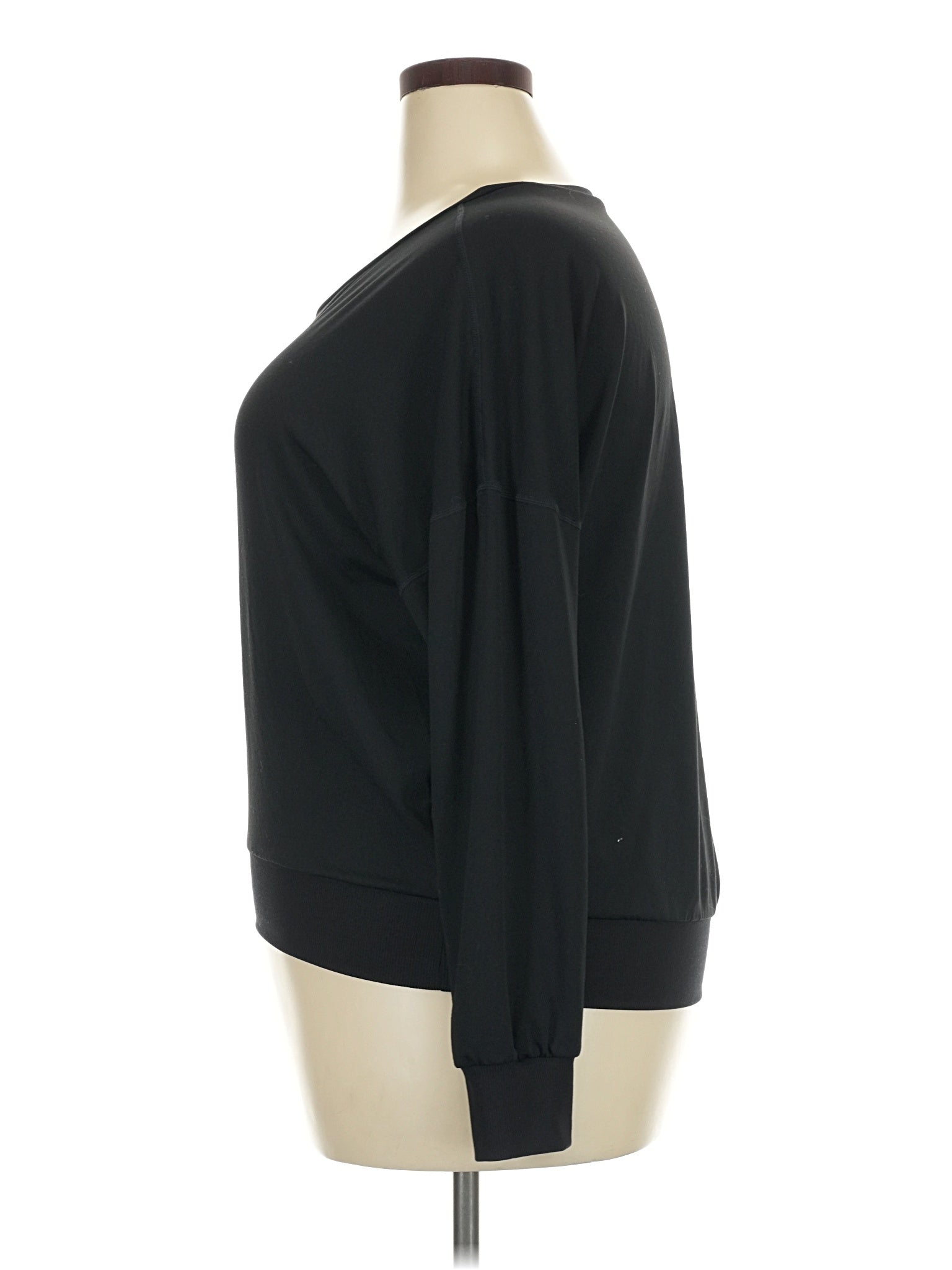 4 size - 2X (Estimated) W