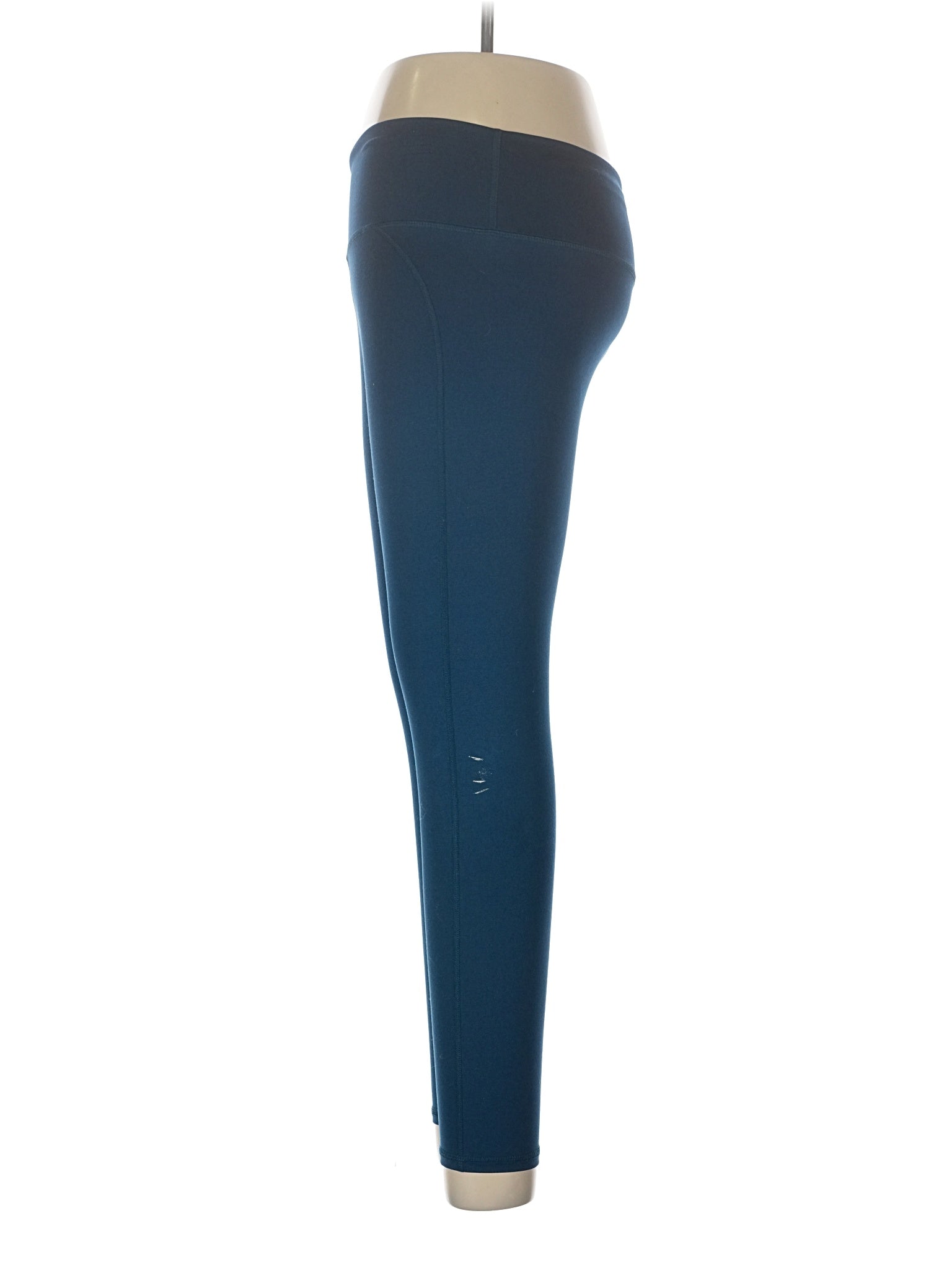 4 size - Lg(Estimated)