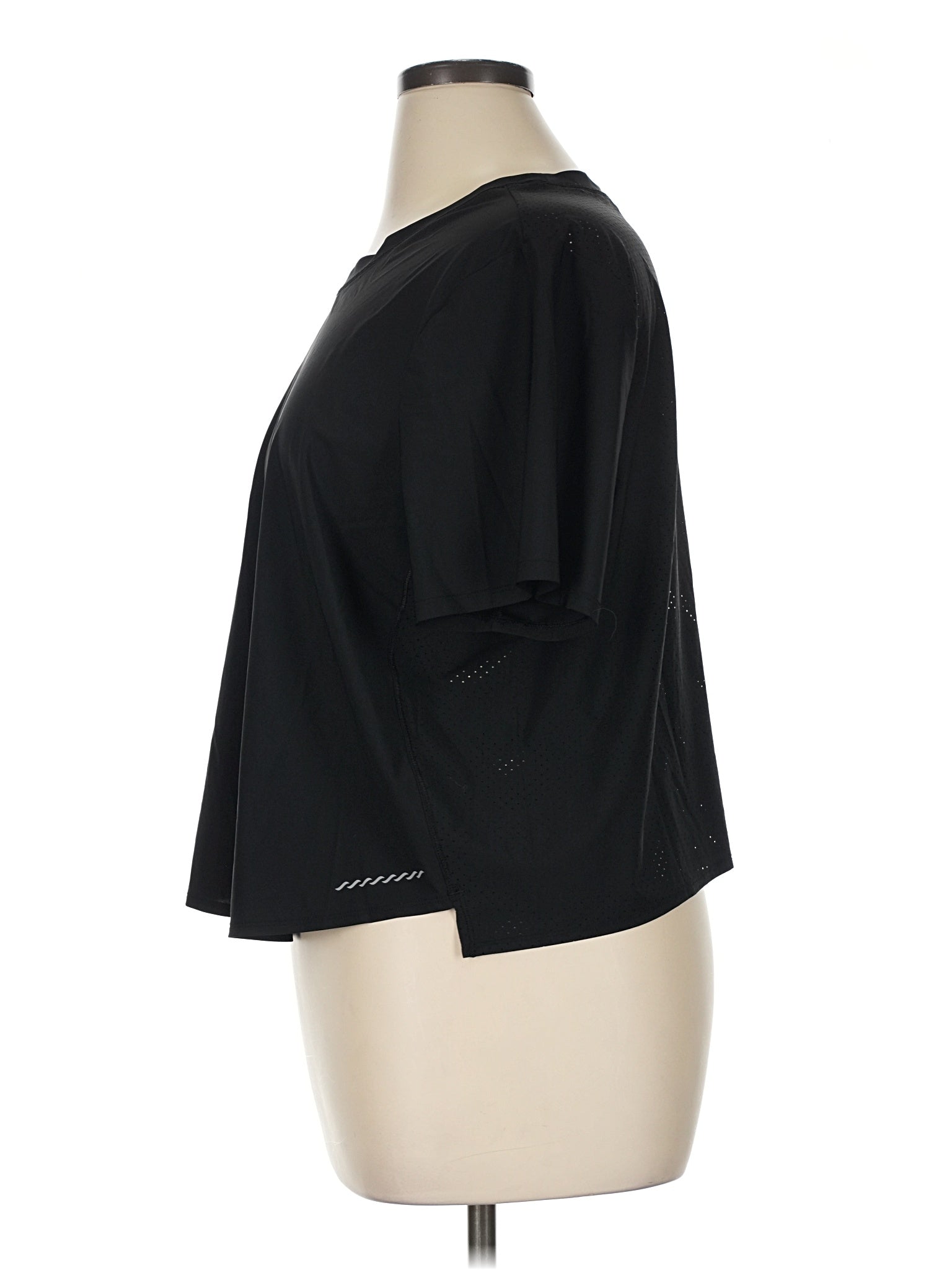 4 size - XL (Estimated)