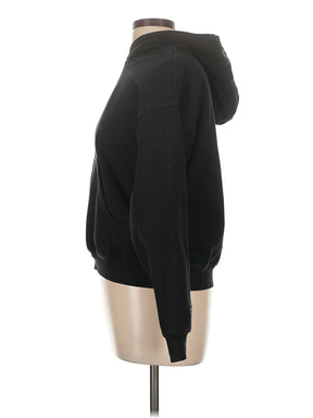 4 size - 10(Estimated)