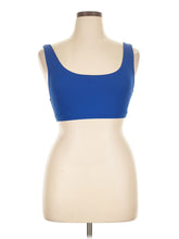 1 size - Sm(Estimated)