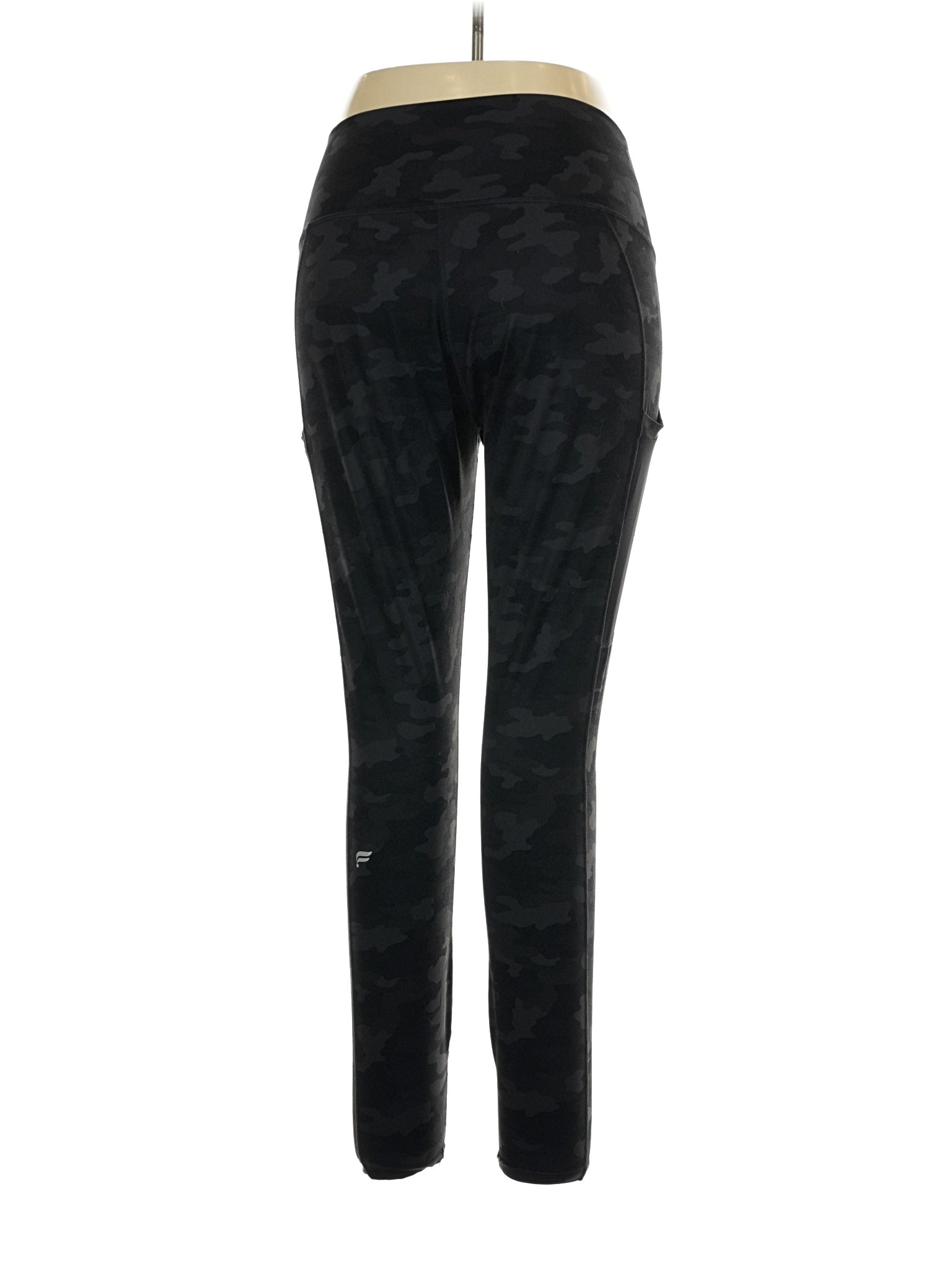 2 size - XL (Estimated)
