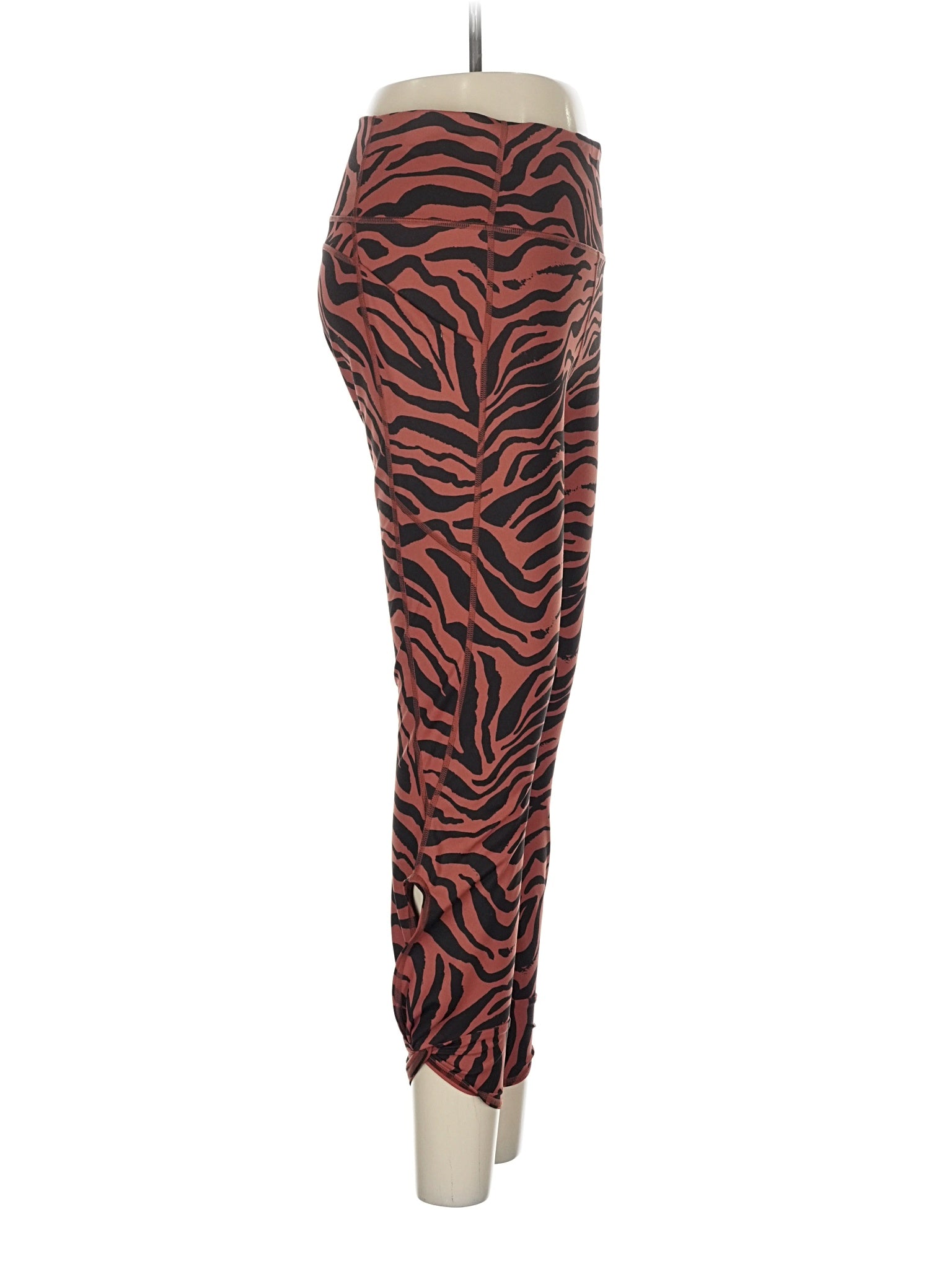 3 size - 28 Estimated