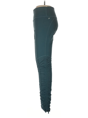 4 size - Lg (Estimated)