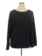 1 size - XXL (Estimated)