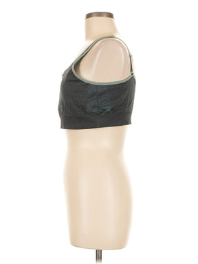 4 size - 6(Estimated)