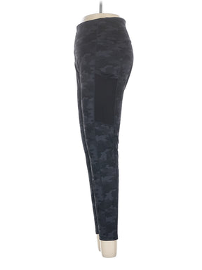 4 size - 27 (Estimated)