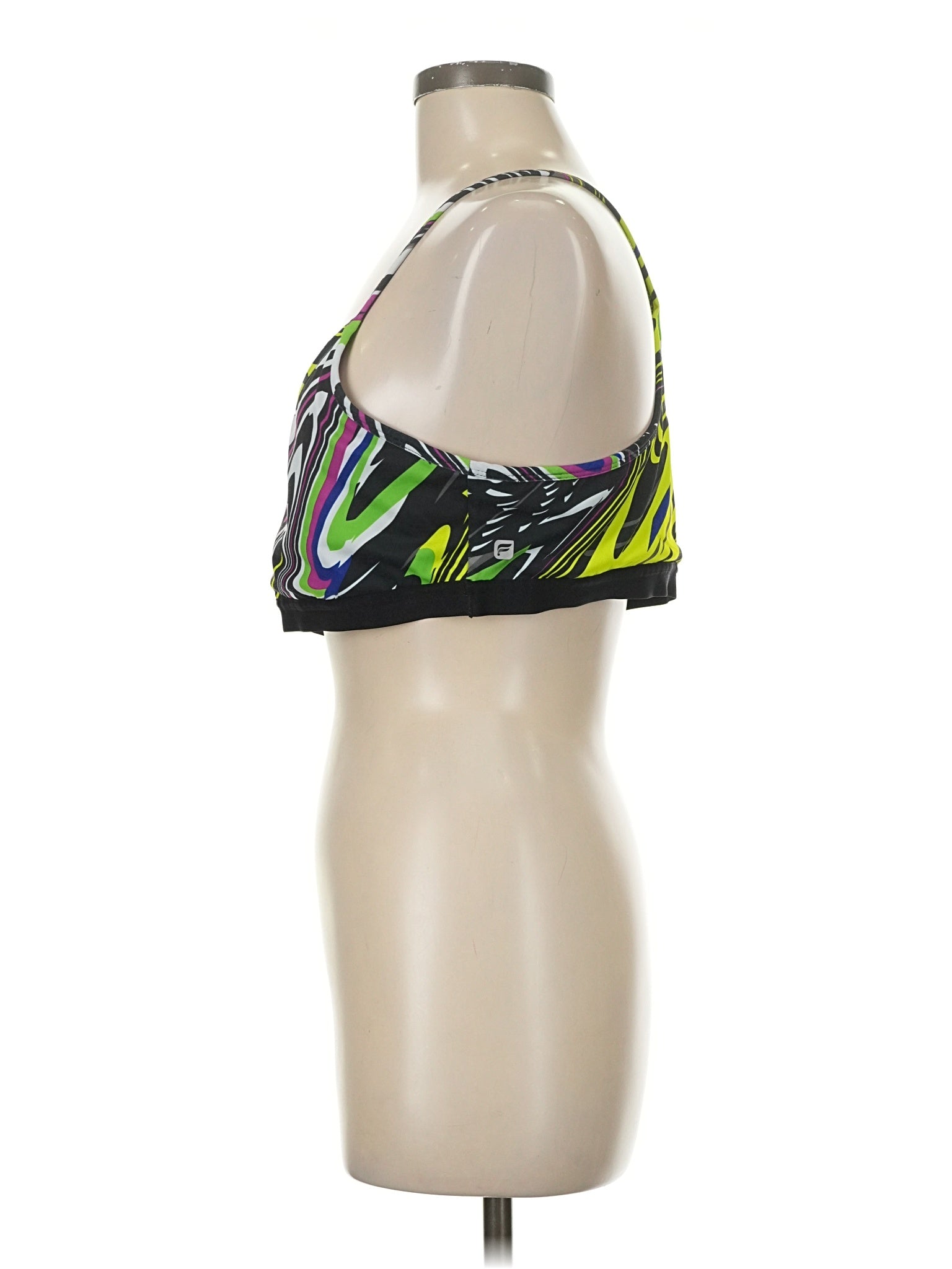 4 size - XL (Estimated)