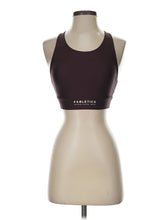 1 size - SM (Estimated)