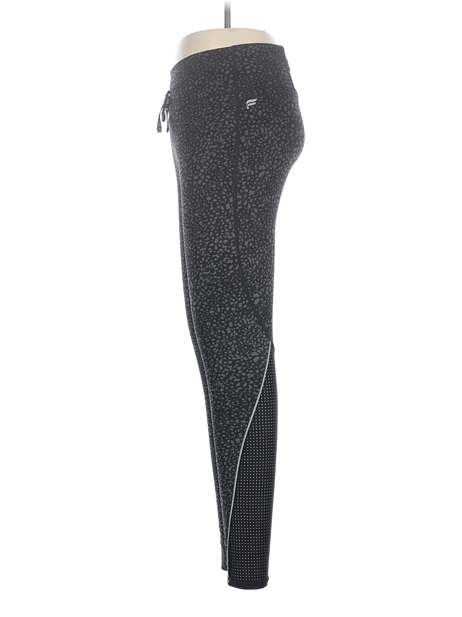 4 size - 26Estimated