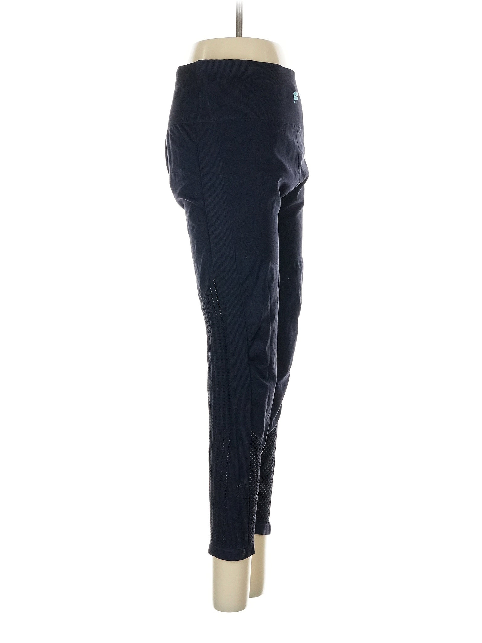 3 size - 26 (Estimated)