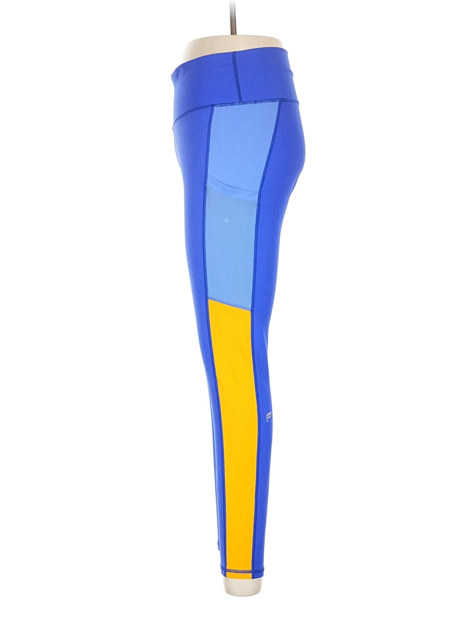 4 waist size - 28