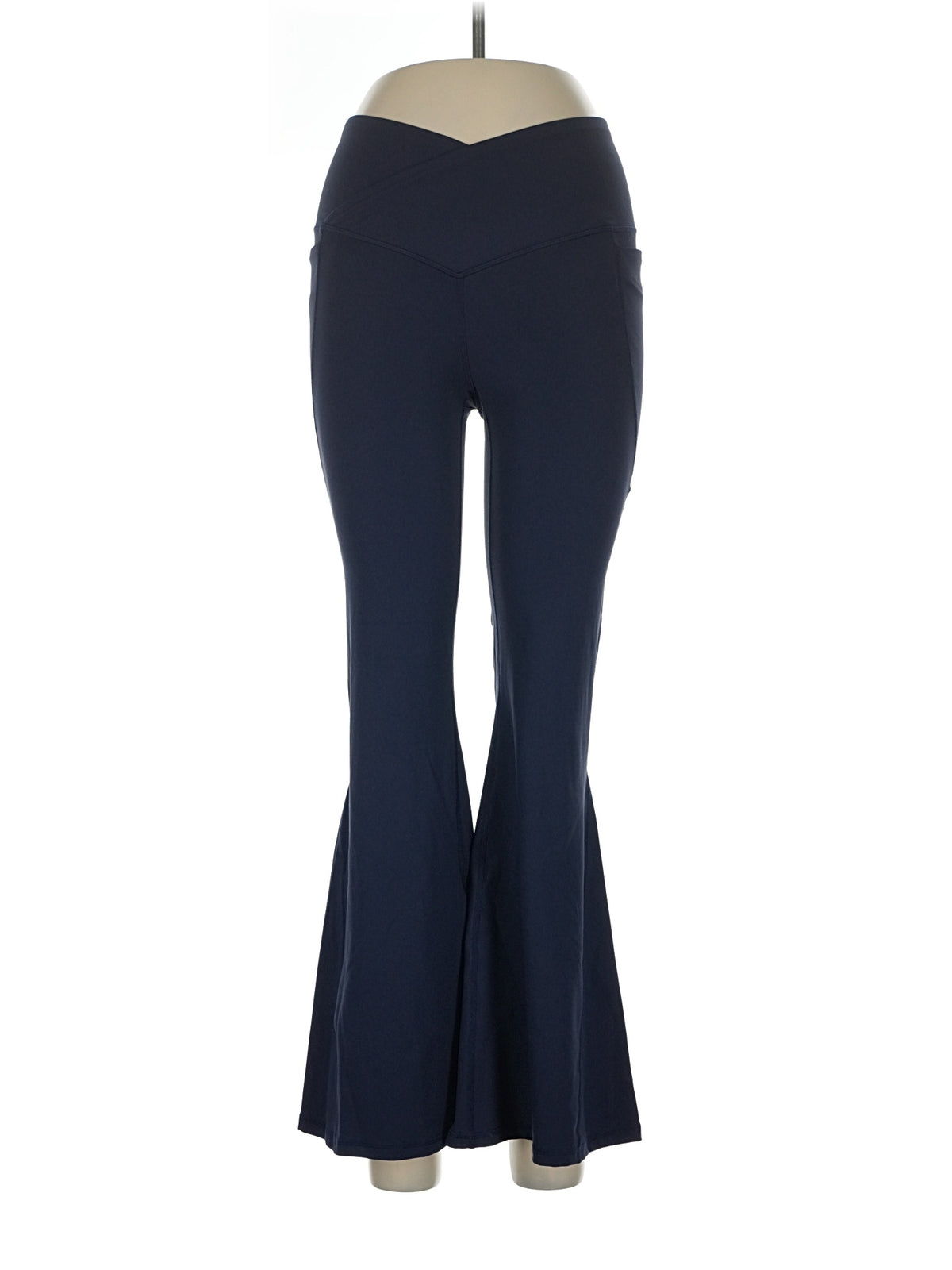 1 size - Lg(Estimated)