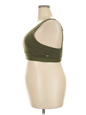 4 size - 3X (Estimated) W