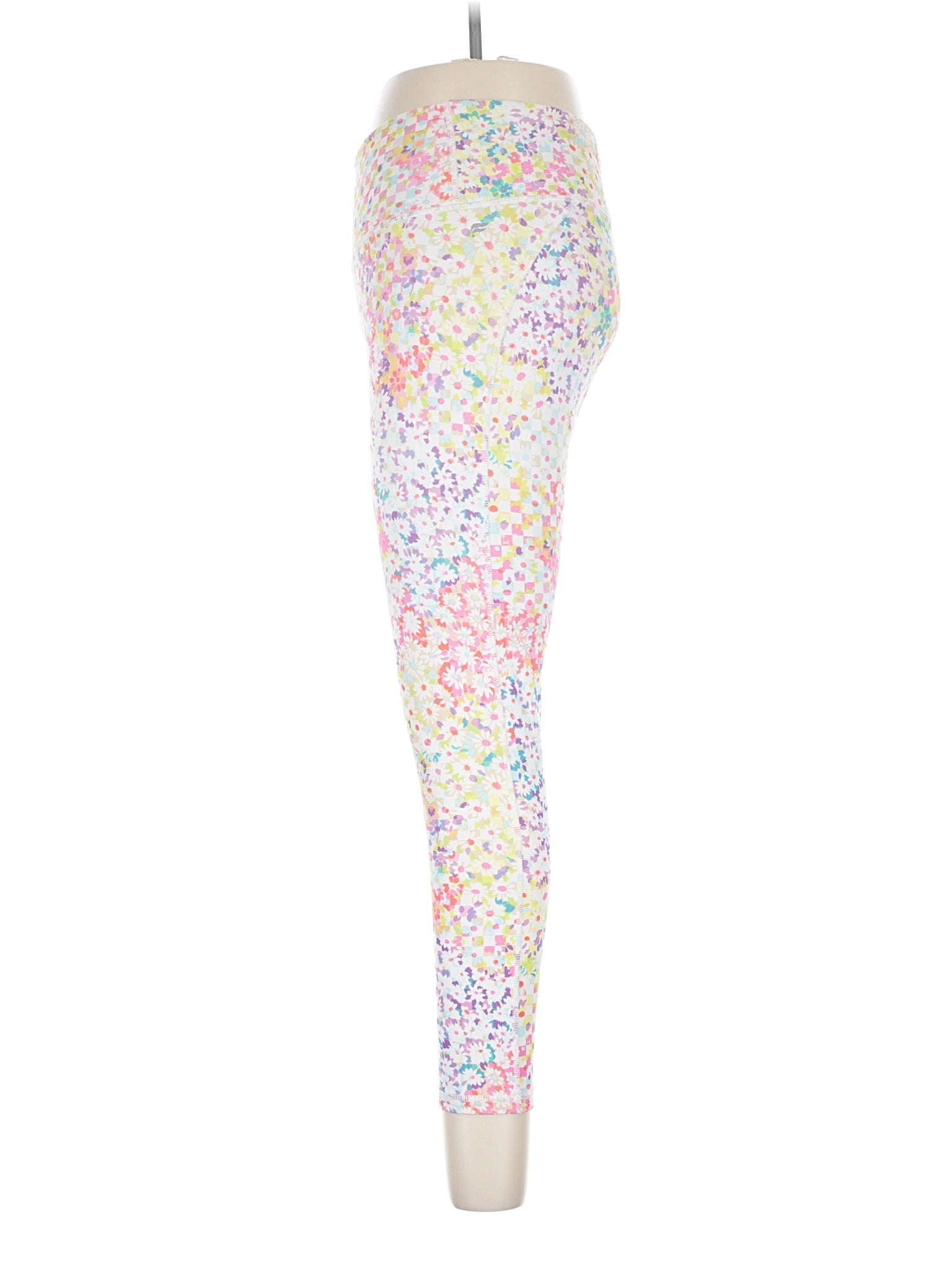 4 size - 6Estimated