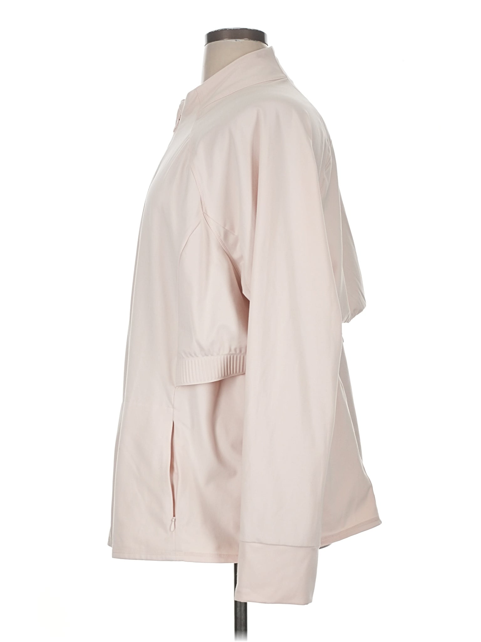 4 size - XL (Estimated)