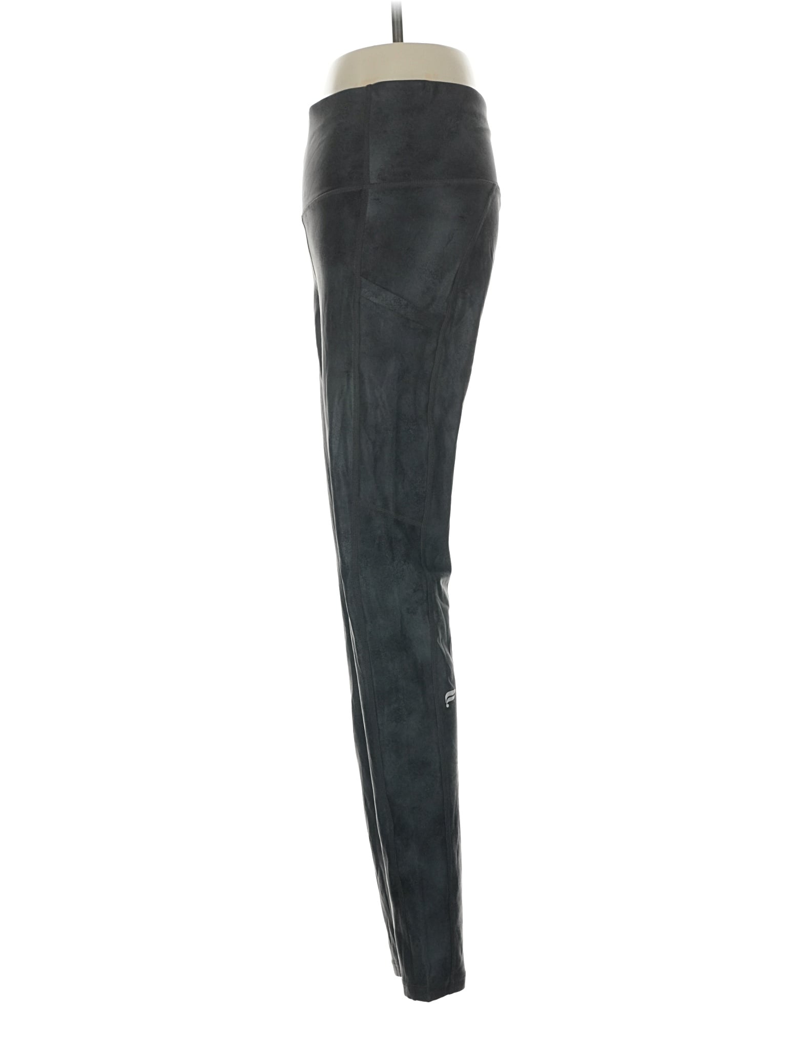 4 size - 26 (Estimated)