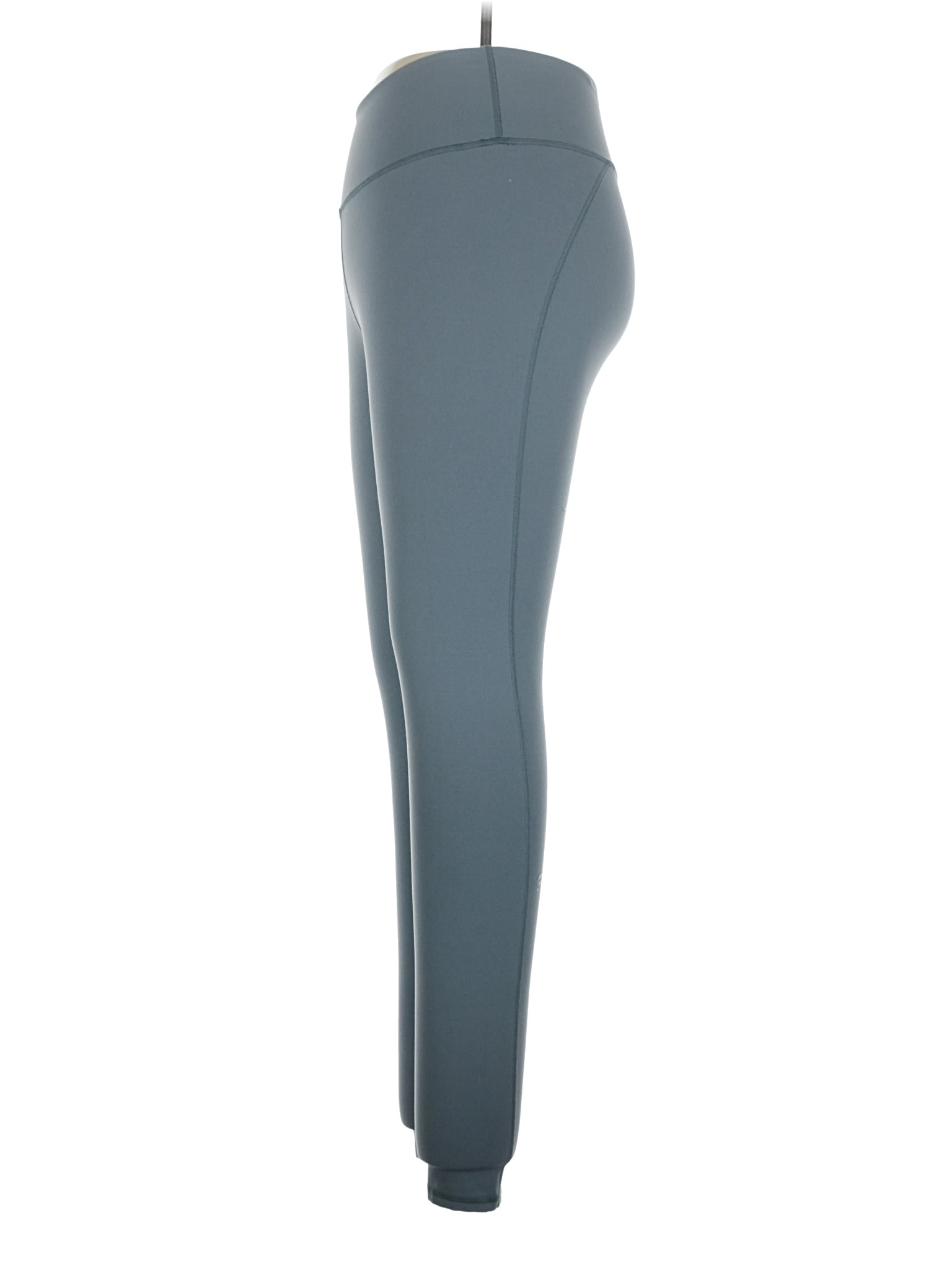 4 size - XL (Estimated)