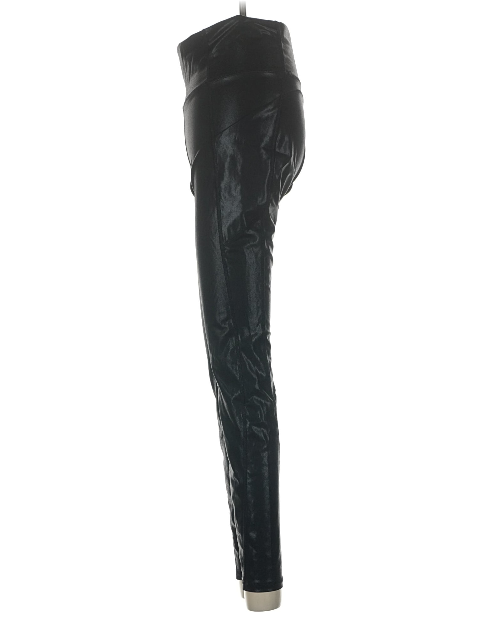 4 size - 23 (Estimated)