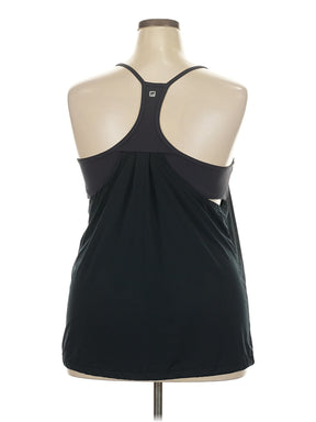 2 size - 2X (Estimated) W