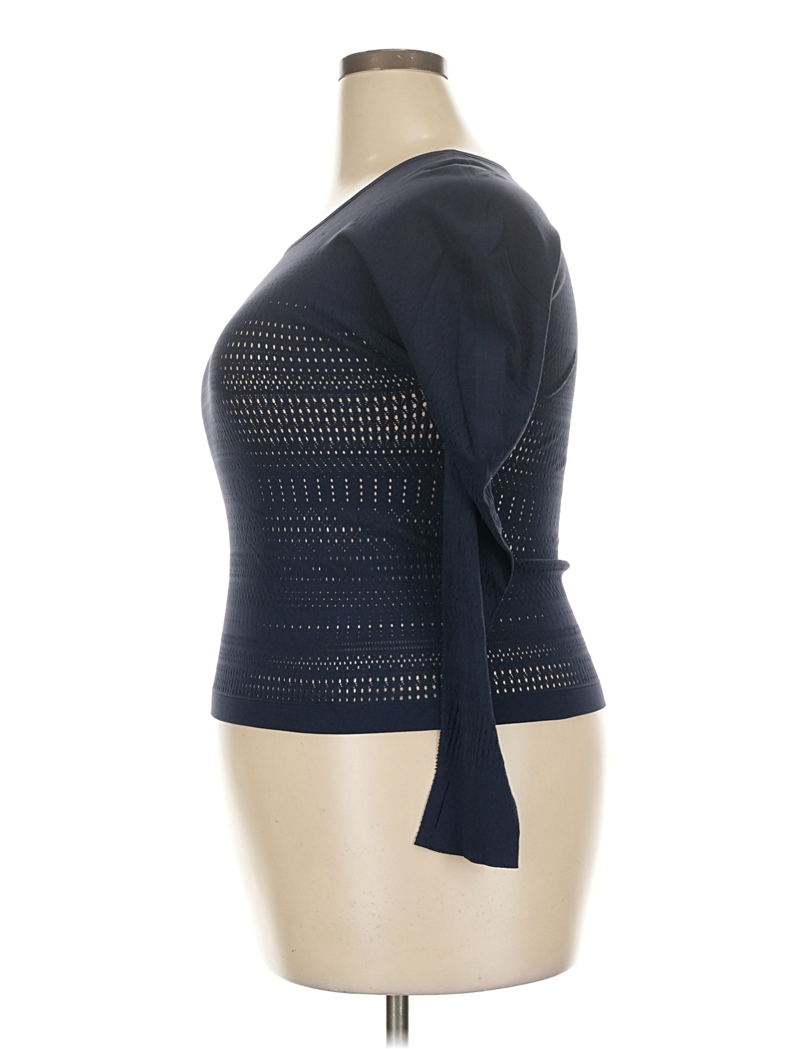4 size - 3X W