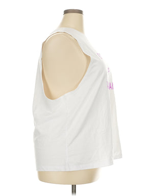 3 size - 2X (Estimated) W