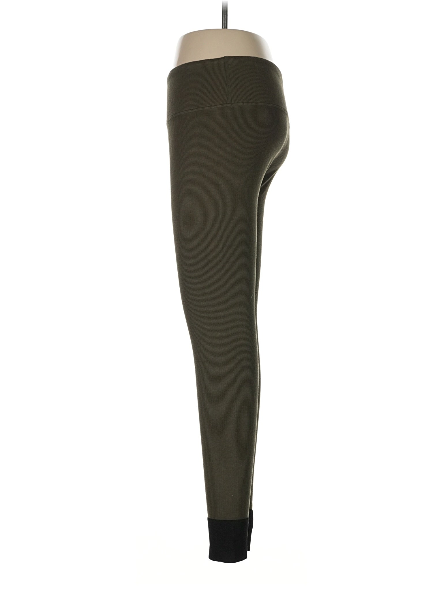 4 size - 28 (Estimated)