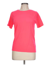 1 size - Lg (Estimated)