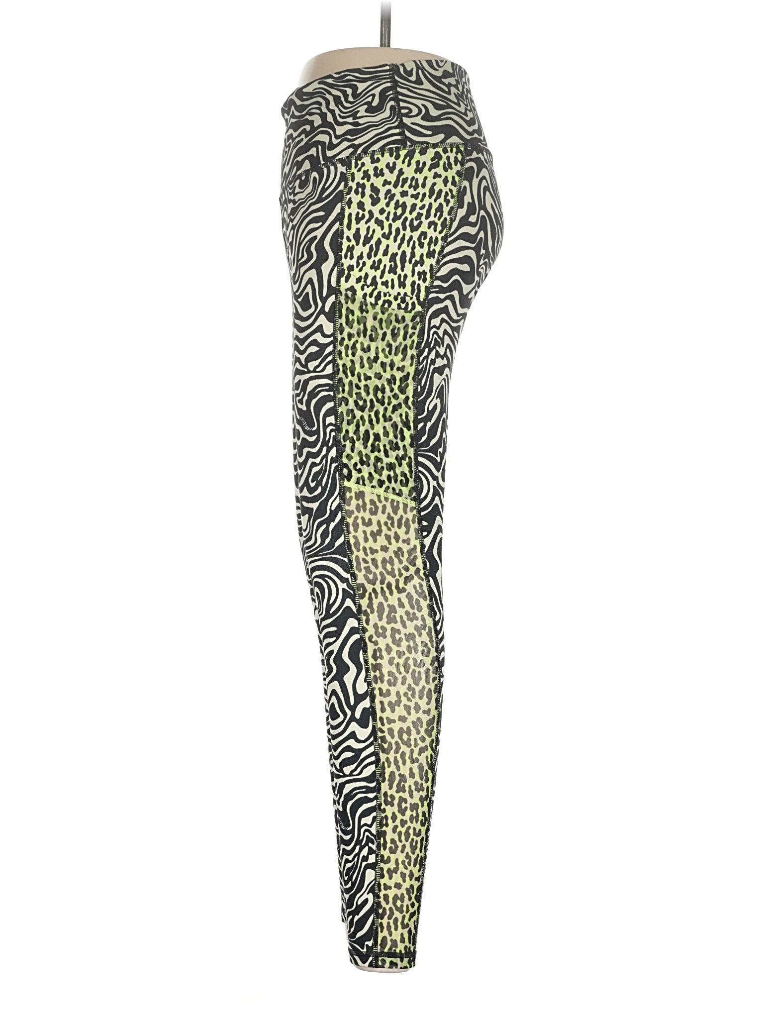 4 size - Med(Estimated)