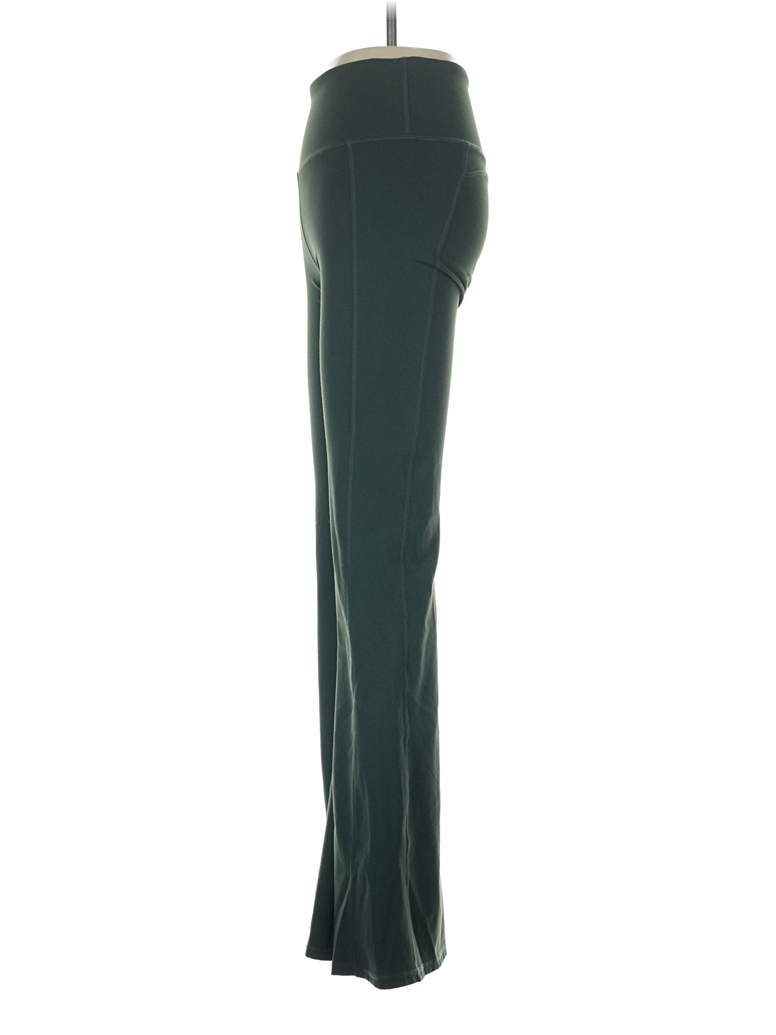 4 size - 26 (Estimated)