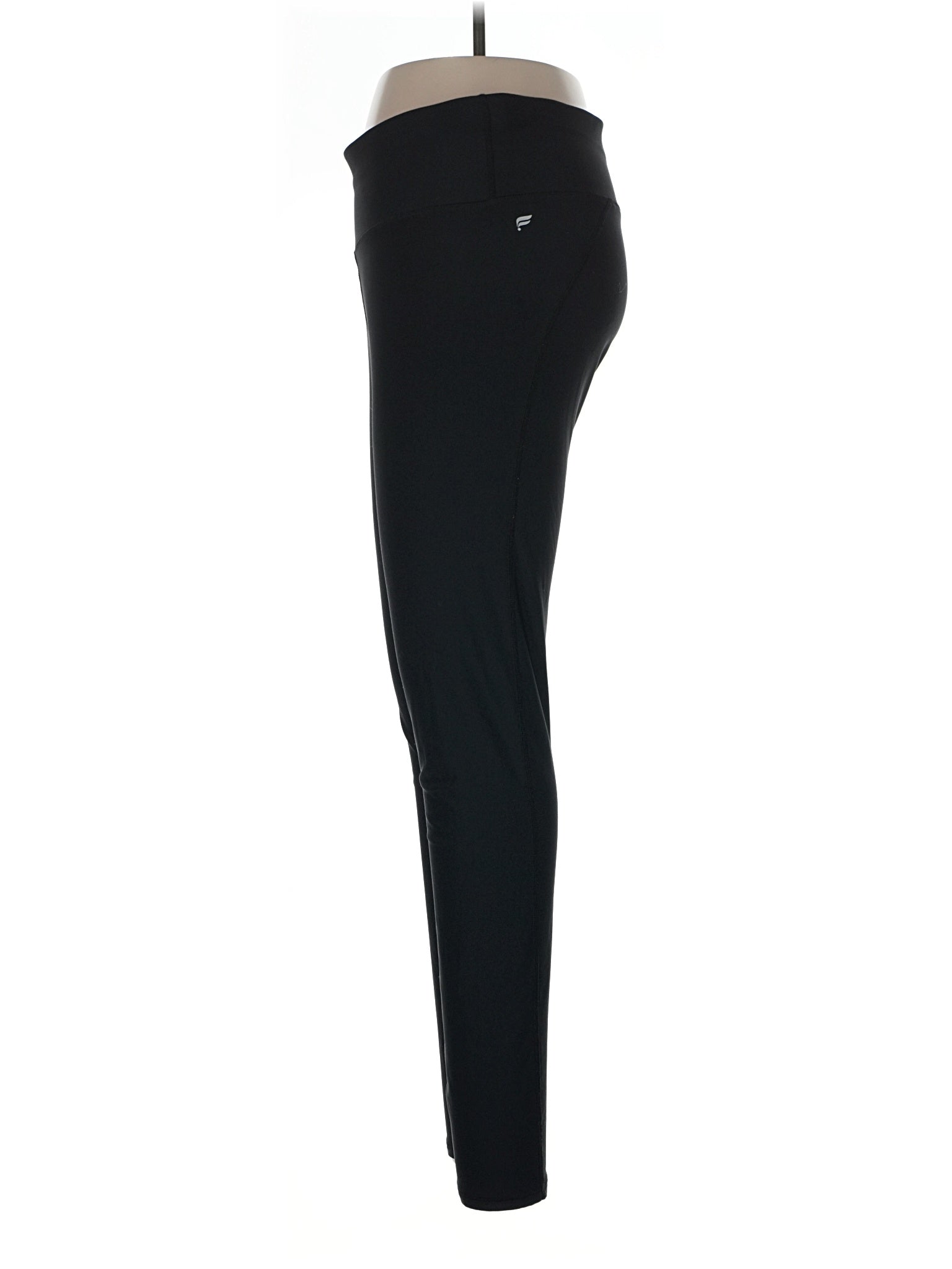 4 size - 30 (Estimated)