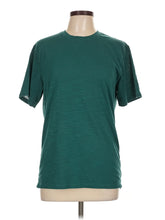 1 size - Lg (Estimated)
