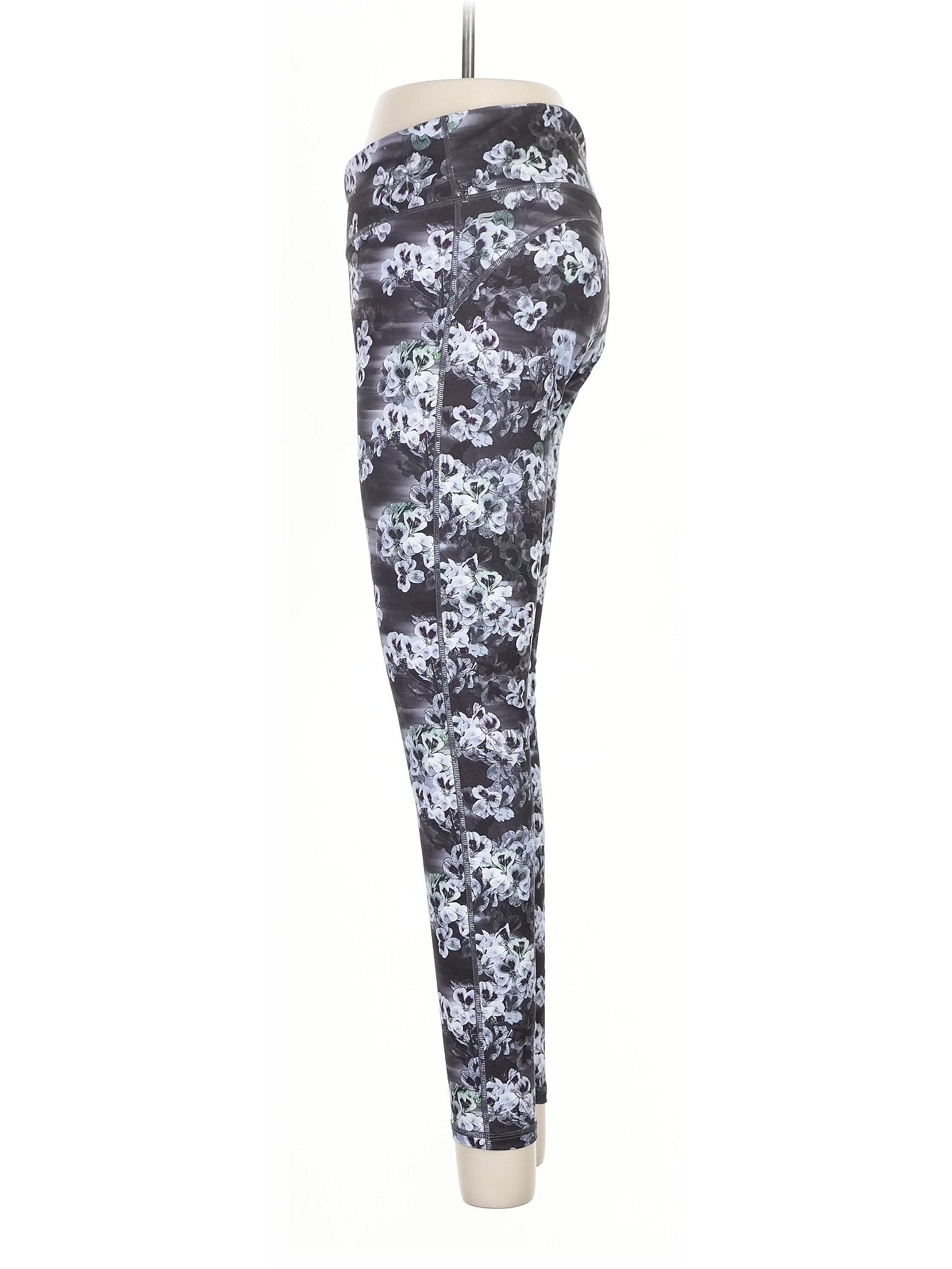 4 size - 26Estimated