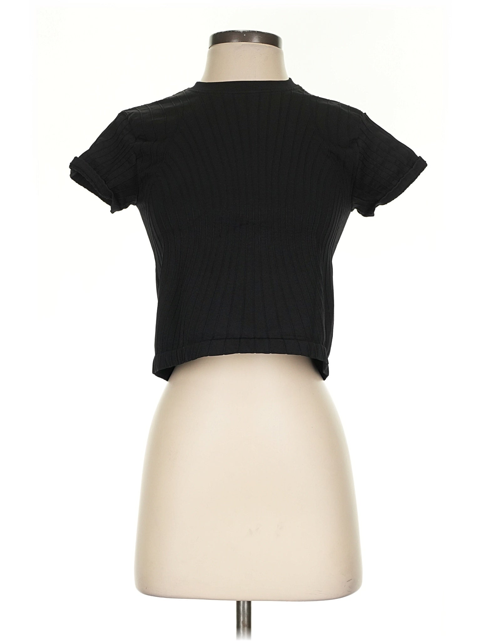 1 size - SM (Estimated)