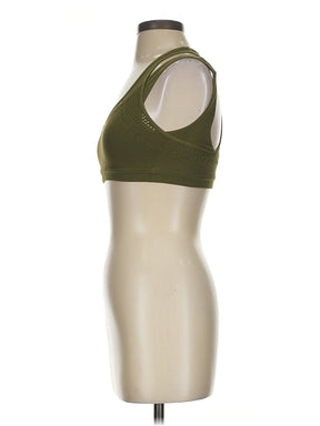 4 size - P (Estimated)